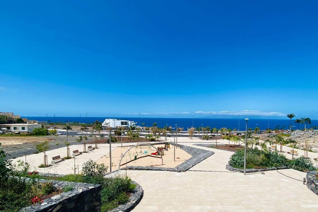 Luxury Villa - New Building With Panoramic Sea View Адехе Экстерьер фото